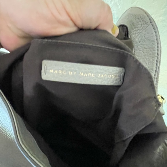 Marc by Marc Jacobs Grey crossbody purse - Picture 4 of 10